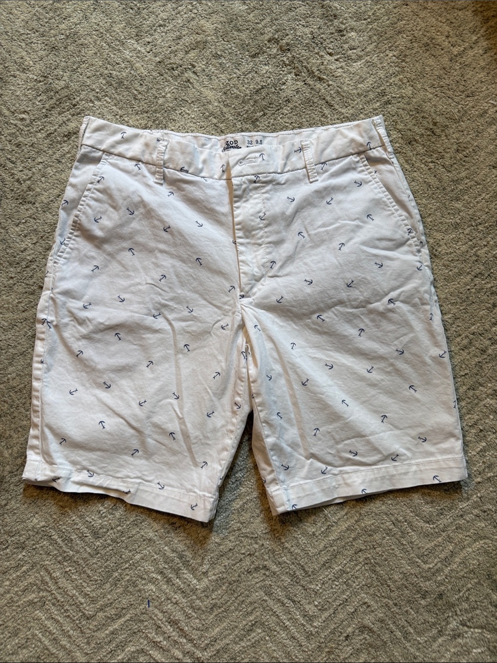 Izod Men's White Anchor-Print Cotton Shorts